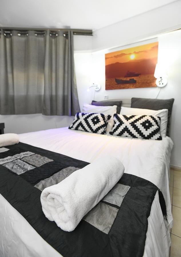 Avi'S Suites Eilat Exterior photo