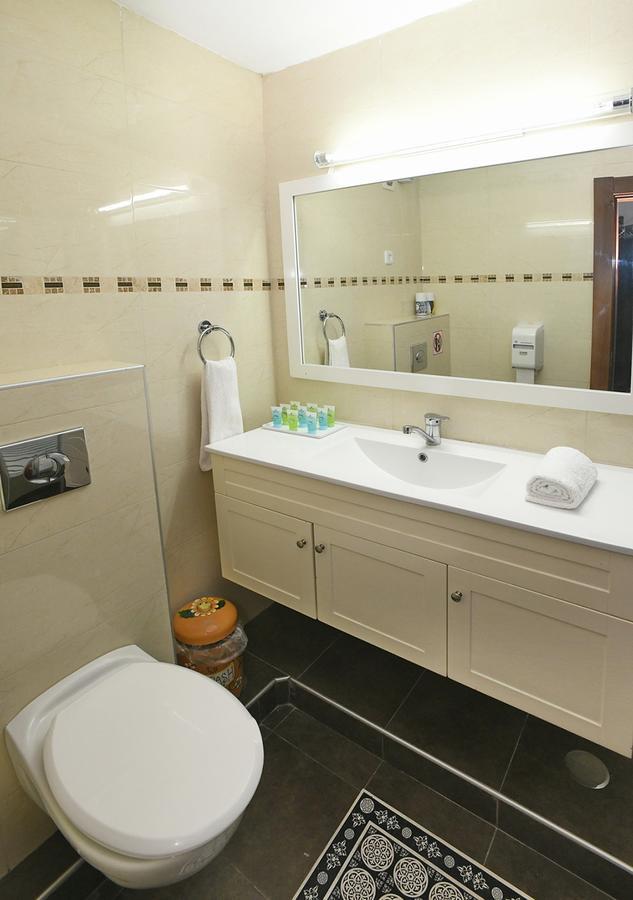 Avi'S Suites Eilat Exterior photo